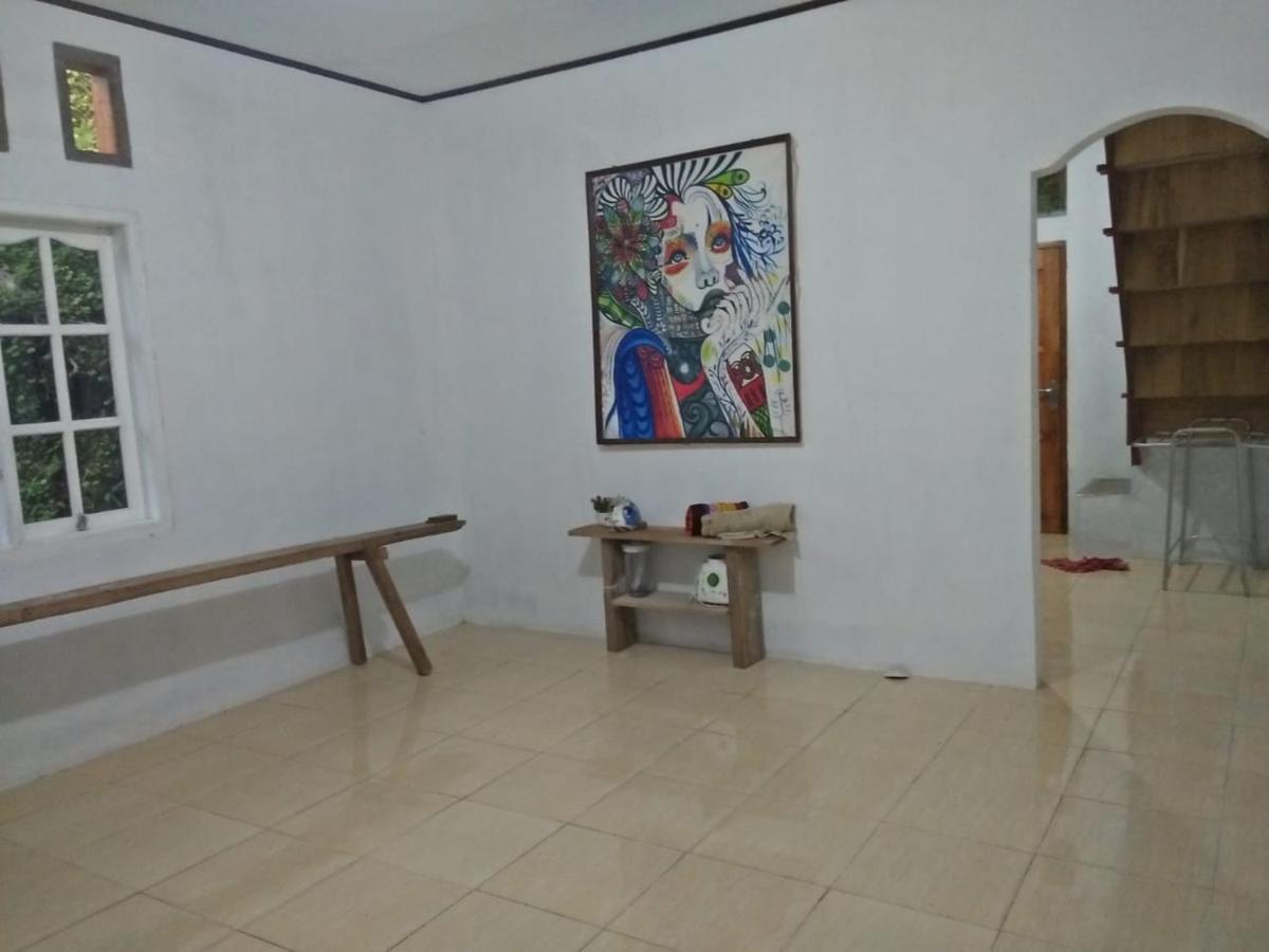 Sugi House Toraja - Villa Penginapan Sewa Harian Рантепао Экстерьер фото